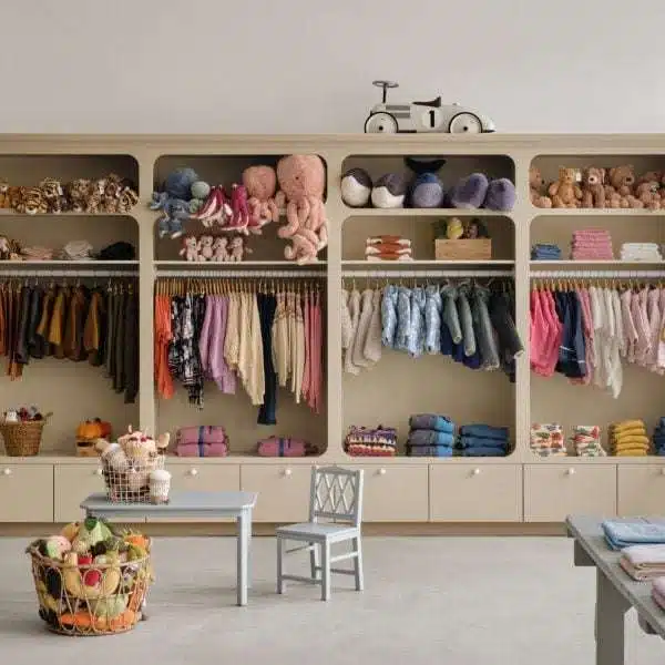 Vives St-Laurent creates theatrical children’s boutique in Mont-Tremblant ski resort