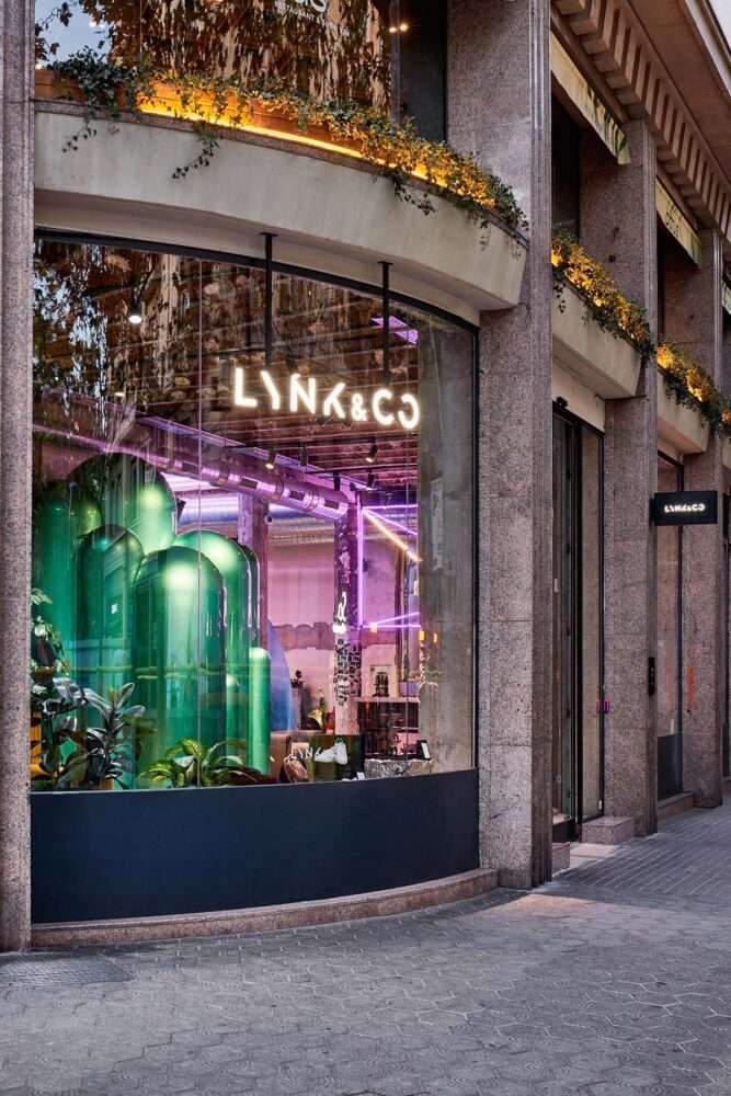 Masquespacio يعكس إبداع برشلونة الفني في التصميمات الداخلية لنادي برشلونة