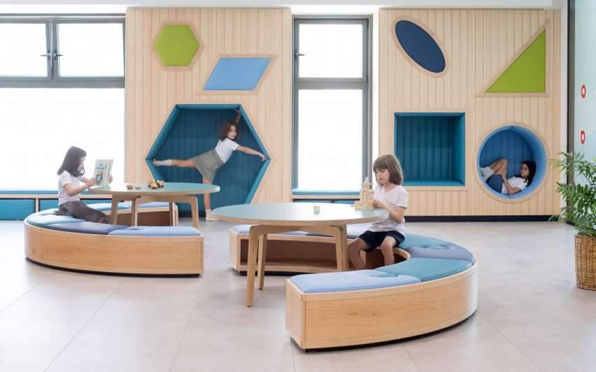 صياغة الخبرات المكانية وتصميم الخدمة في العمارة