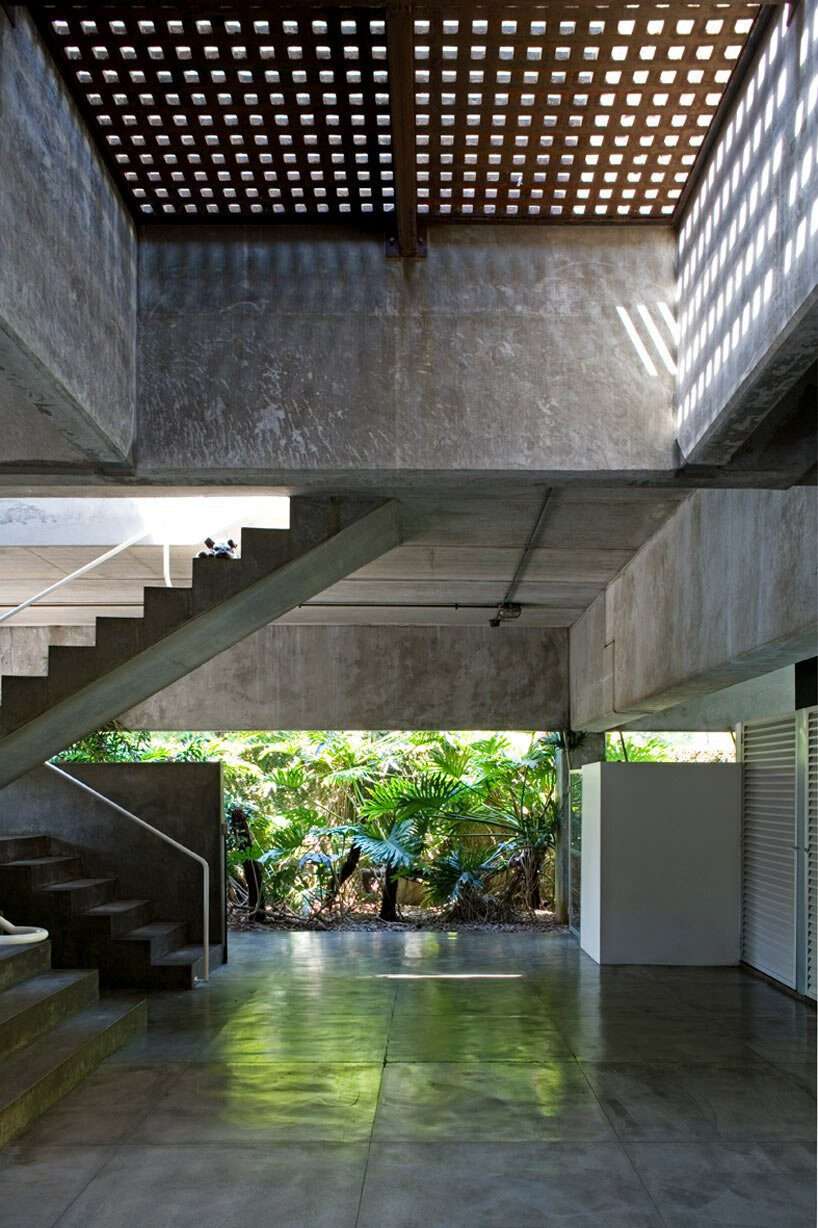 شركة casa da arquitectura تكرم باولو مينديز دا روشا بمعرض