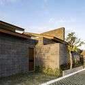 LDT Residence / UOS Architecture Studio - التصوير الخارجي ، الطوب ، الواجهة