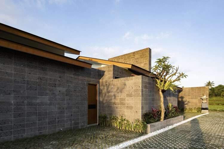 LDT Residence / UOS Architecture Studio - التصوير الخارجي ، الطوب ، الواجهة