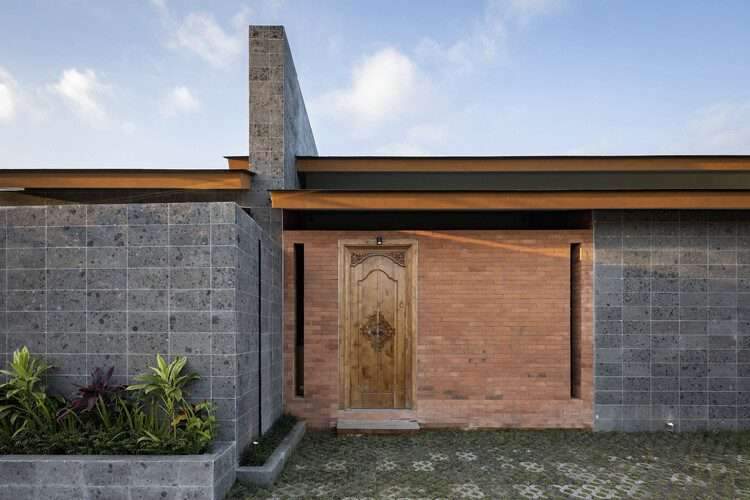 LDT Residence / UOS Architecture Studio - التصوير الخارجي ، الطوب ، الواجهة