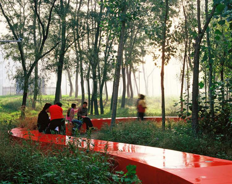 From Tiny Squares to Urban Parks: 100 Public Spaces From All Around the World - Image 58 of 112