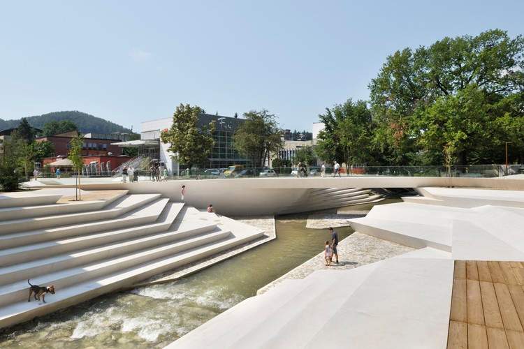 From Tiny Squares to Urban Parks: 100 Public Spaces From All Around the World - Image 28 of 112