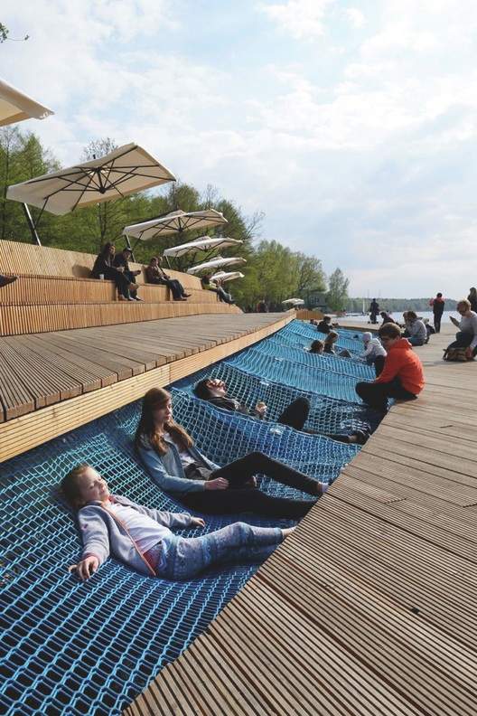 From Tiny Squares to Urban Parks: 100 Public Spaces From All Around the World - Image 76 of 112