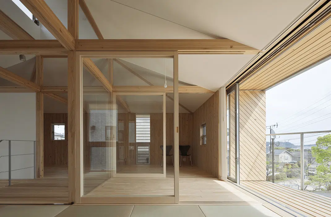 The use of wood in interior design and different types of wood