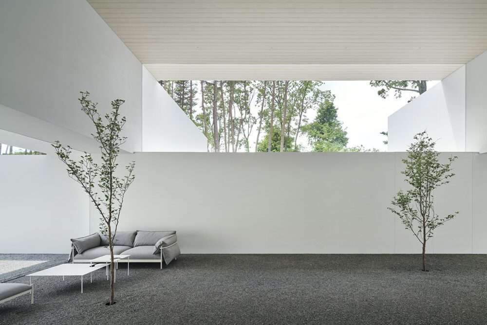الكشف عن أرشيف يشبه النفق ودار ضيافة في اليابان