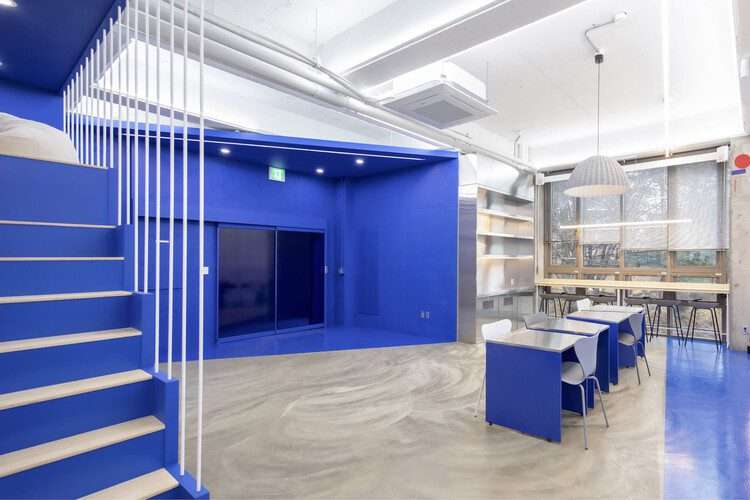 The Blue Moon Office / G / O Architecture - التصوير الداخلي ، طاولة ، كرسي