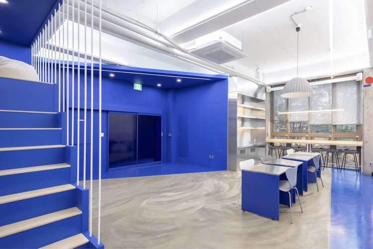 The Blue Moon Office / G / O Architecture - التصوير الداخلي ، طاولة ، كرسي