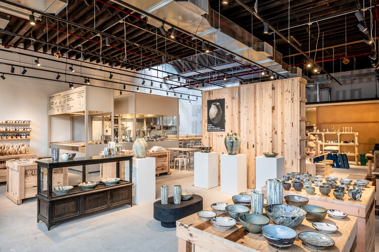 50 Norman Restaurant and Shop / Schemata Architects + Jo Nagasaka - Interior Photography, Beam