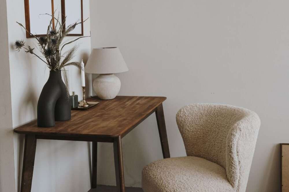 The problem of inappropriate furniture and solutions using high quality and comfortable materials