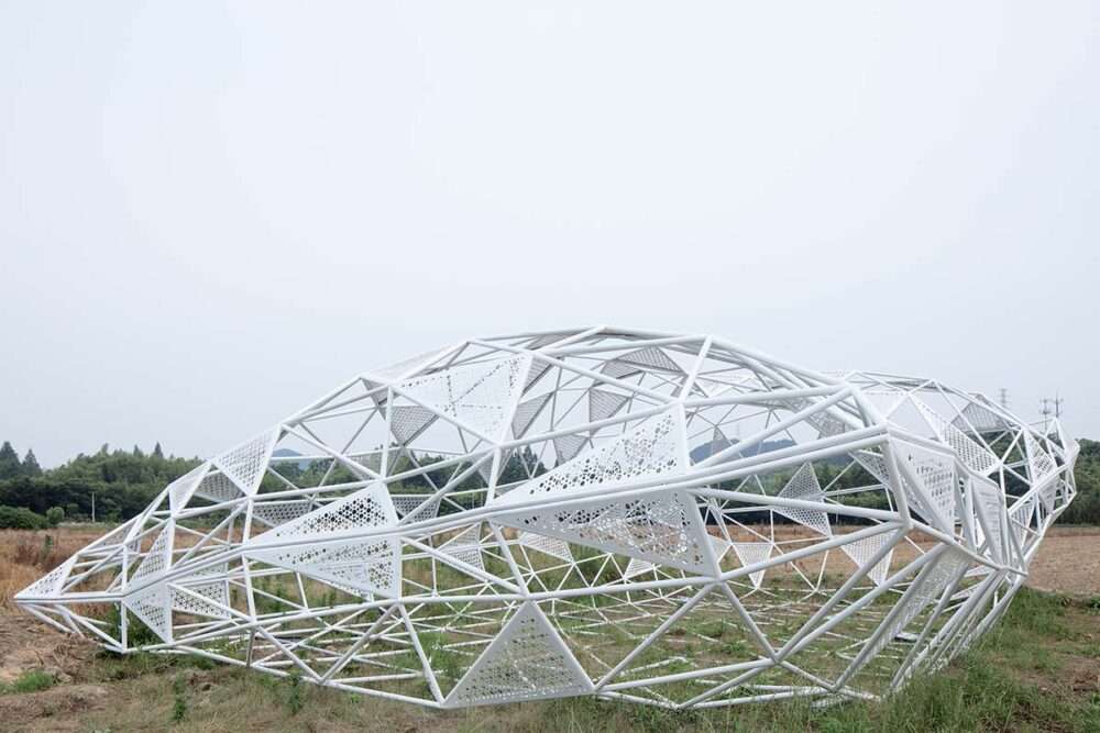 Create a pillow-shaped Dream landscape installation in Hangzhou