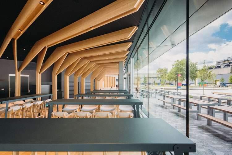 Echo Energy-Generating Interfaculty Teaching Building / UNStudio - التصوير الداخلي ، طاولة ، إضاءة ، واجهة ، عارضة ، كرسي ، درابزين