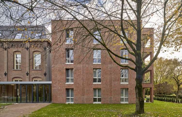Oude Dijk Housing / Shift Architecture Urbanism - التصوير الخارجي ، النوافذ ، الطوب ، الواجهة