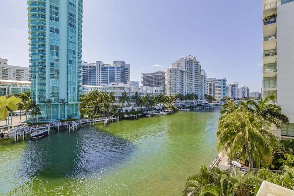 Bring the vibrant Miami scene into your South Beach apartment