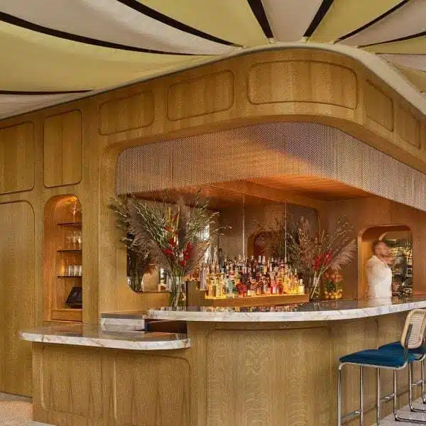 GRT Architects references “vacation Italian” at New York bar and restaurant