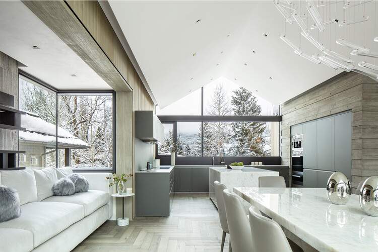 Aspen Residence / KAA Design Group - Interior Photography, Living Room, Sofa, Table, Lighting, Sink
