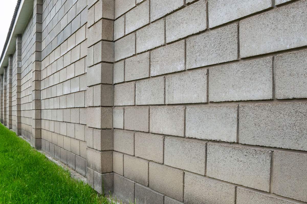 Cinder blocks features and sizes
