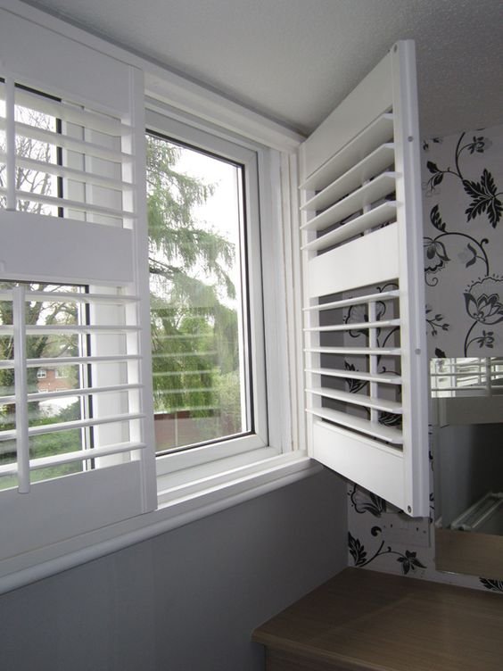 Features and uses of shutter doors and curtains
