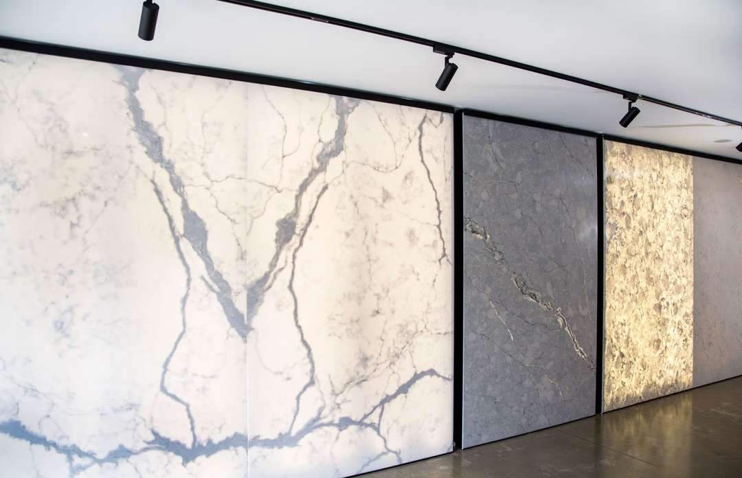 Advantages and uses of marble alternatives in architectural design