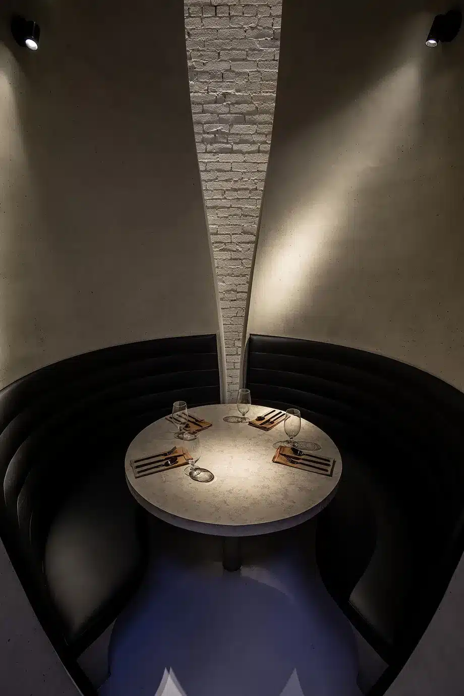 تصميم مطعم Workshop Kitchen & Bar الفريد