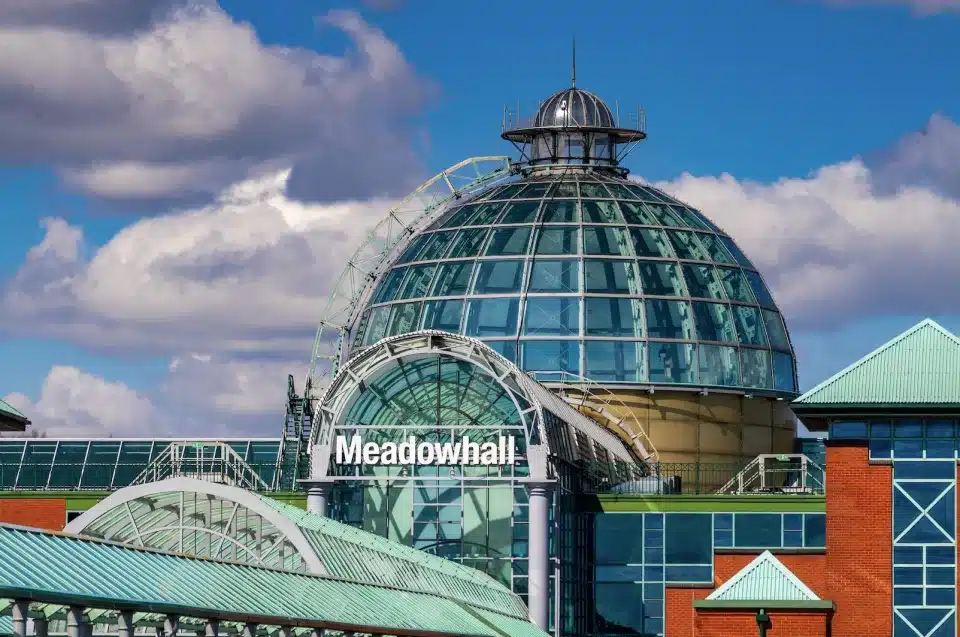 Meadowhall وجهة التسوق والترفيه الرائدة في المملكة المتحدة