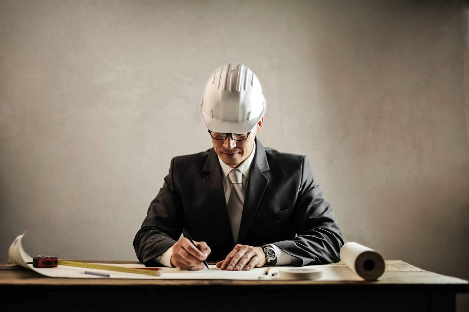 The best levels to study architecture