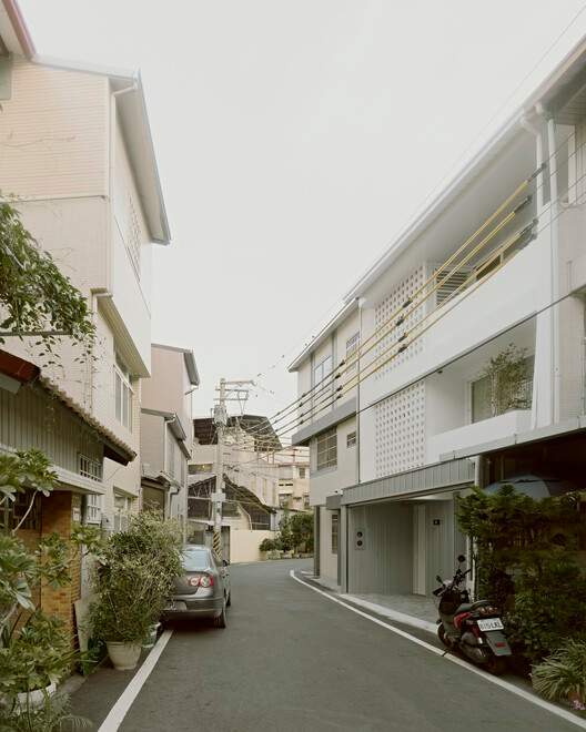 Huang's Home / ZHUI Design Studio - التصوير الداخلي، الواجهة، النوافذ