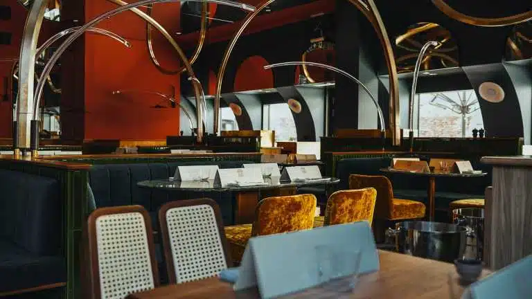 Enchanting Reflections: Daroco’s London Outpost