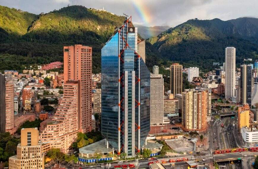 Richard Rogers Atrio Towers: A New Landmark in Bogotá