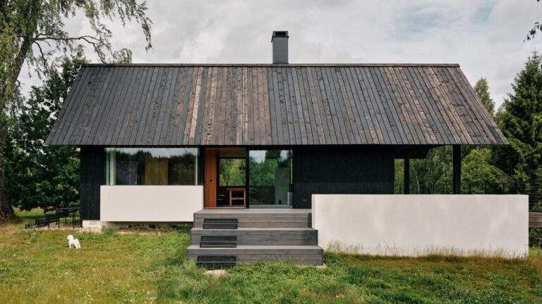 Põro House: A Harmonious Blend of Tradition and Nature in Estonia