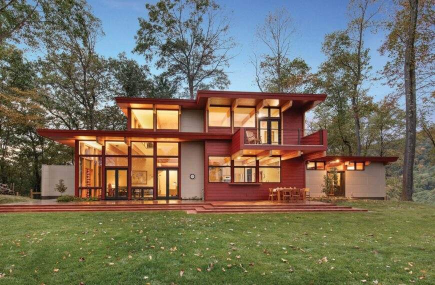 Lindal Cedar Homes by Frank Lloyd Wright Foundation