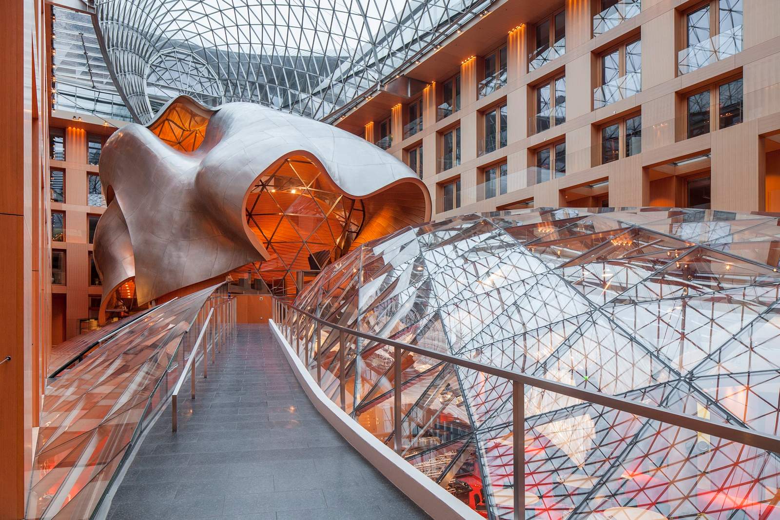 بنك DZ برلين، برلين، ألمانيا، بواسطة Gehry Partners