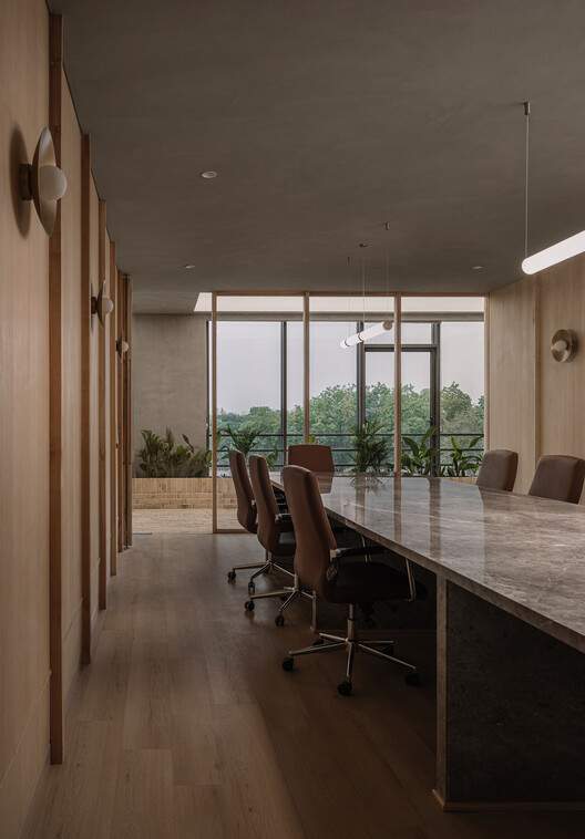 ES Office / Saransh - Interior Photography, Beam