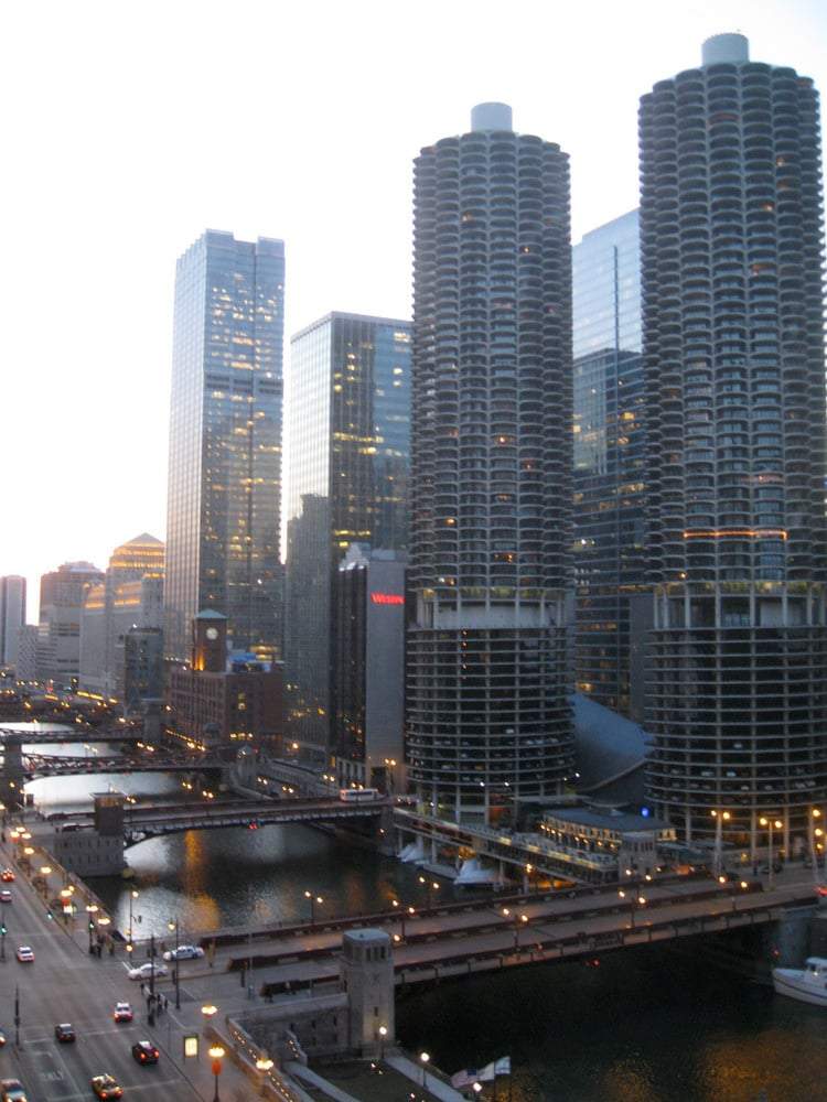 Marina city / bertrand goldberg | classics on architecture lab