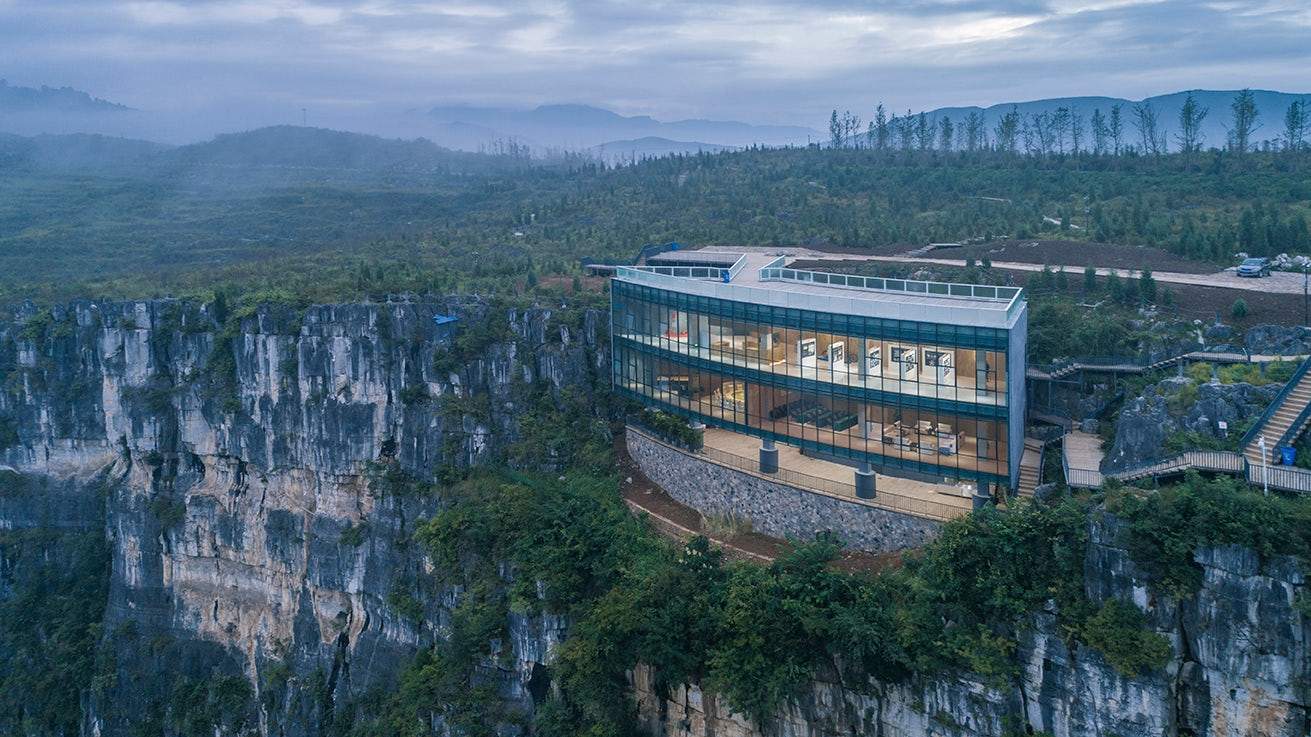 © He Wei Studio／3andwich Design