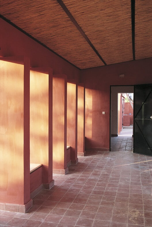 المركز النسائي في Rufisque / Hollmén Reuter Sandman Architects - الصورة 11 من 15