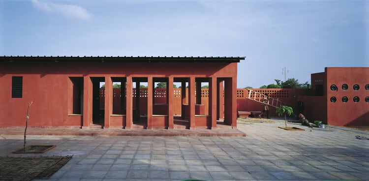 المركز النسائي في Rufisque / Hollmén Reuter Sandman Architects - التصوير الخارجي، العمود