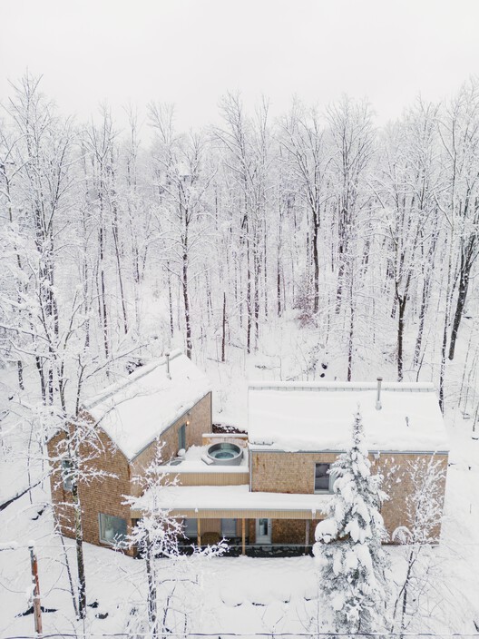 Les Frères Tino House / Quinzhee Architecture - Exterior Photography, Windows