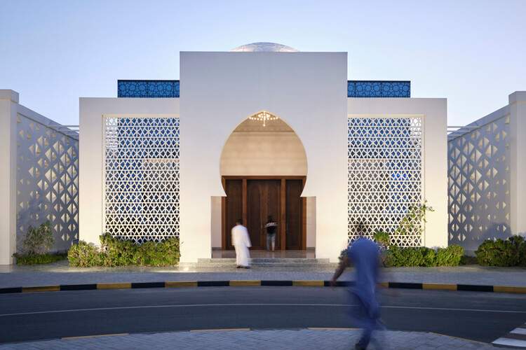 Sharjah Mosque  / MJU Engineering Consultancy - Exterior Photography, Facade