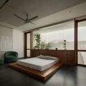 Whispering Curves House / Suva Architects - التصوير الداخلي، غرفة النوم، النوافذ