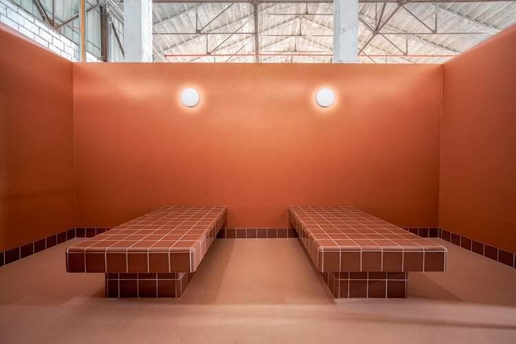 Padel 1.8.5 / Salto Studio - التصوير الداخلي، الطاولة، الكرسي