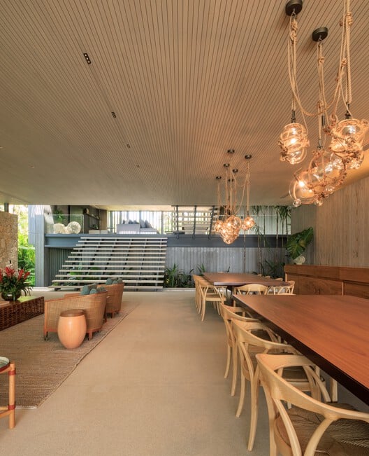 JO Residence / Jacobsen Arquitetura - التصوير الداخلي، غرفة الطعام، الطاولة، الكرسي