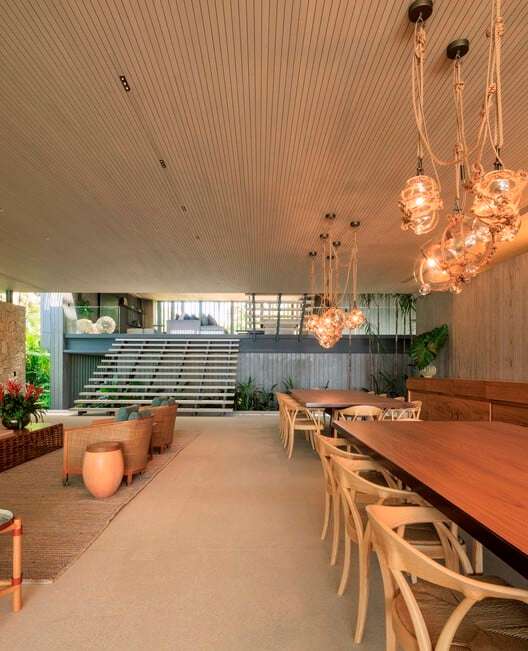 JO Residence / Jacobsen Arquitetura - التصوير الداخلي، غرفة الطعام، الطاولة، الكرسي