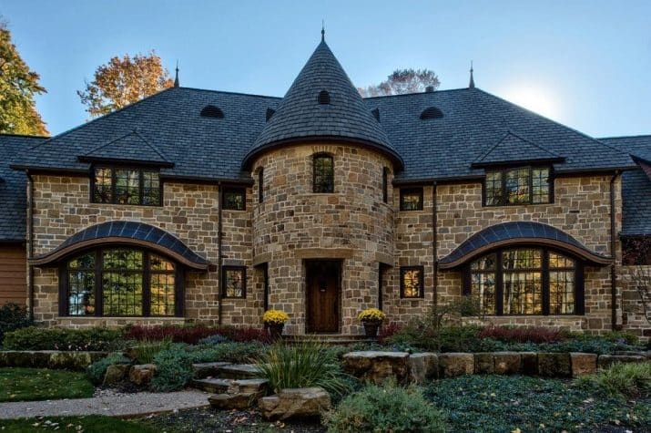 A luxurious house with a unique architectural design reflecting power and authority, representing the idea of "House of the Dictator."