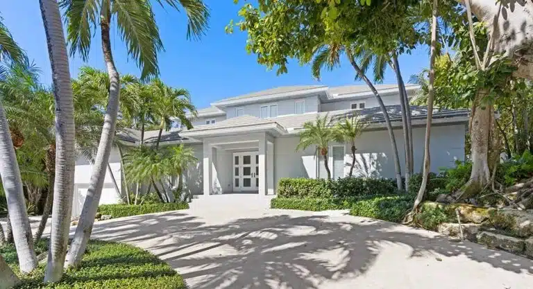 You can be a neighbor to Donald Trump in Palm Beach for $15 million