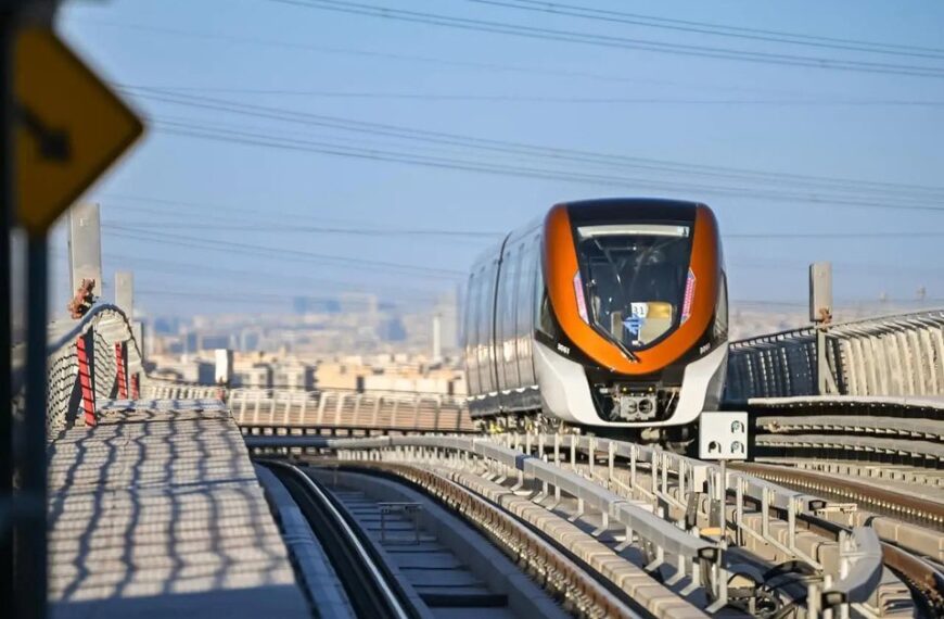 Operation of Al-Marqab and Aisha Bint Abi Bakr Street stations on the orange line of the Riyadh Metro