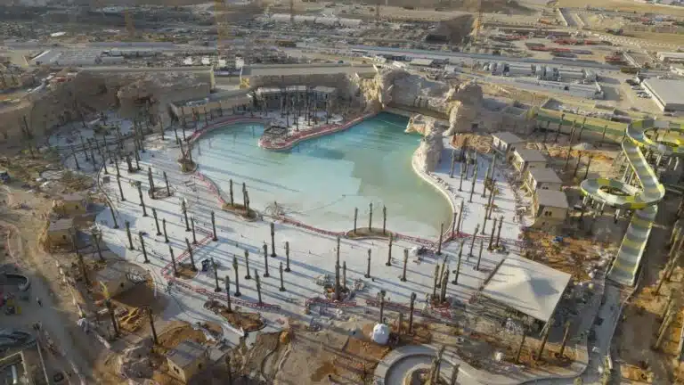 Qiddiya Company Signs Agreement to Manage and Operate Aquarabia Water Park and Six Flags Qiddiya