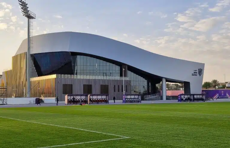 Completion of the implementation of the Mahd Academy building project for discovering and developing sports talents